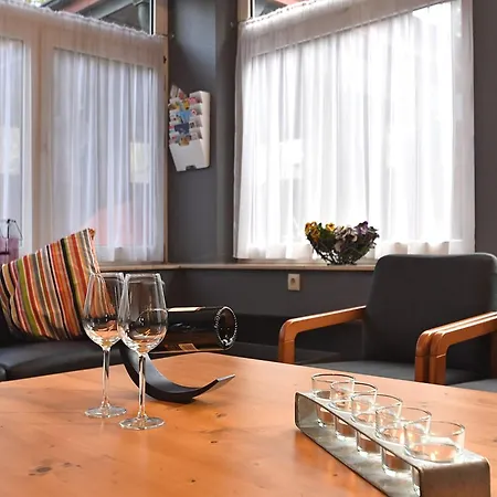 Holiday home Spacious Near The Forest Lowensen