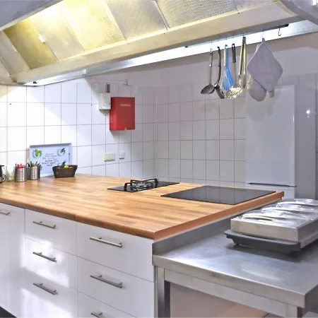 Spacious Near The Forest * Lowensen